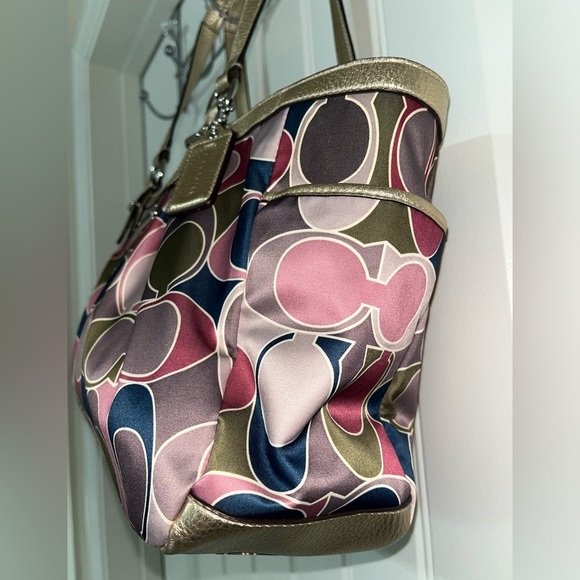 Coach Signature Scarf Sateen Gold Trim Satin Handbag/Tote C1257 F19464 - Picture 7 of 15